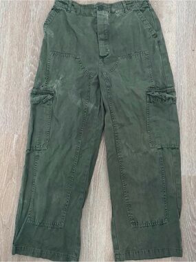 Universal Thread Men's Cargo Pants in Olive